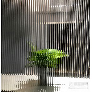 Narrow Reeded Glass Pattern