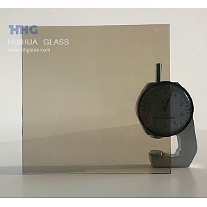 Paneles de vidrio de color Euro Bronce
