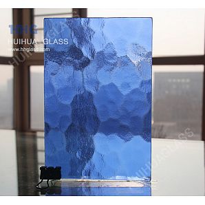 Blått Aqualite texturerat målat glas
